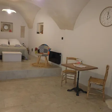 Ferienwohnung Petit Bonheur Lauris Exterior foto